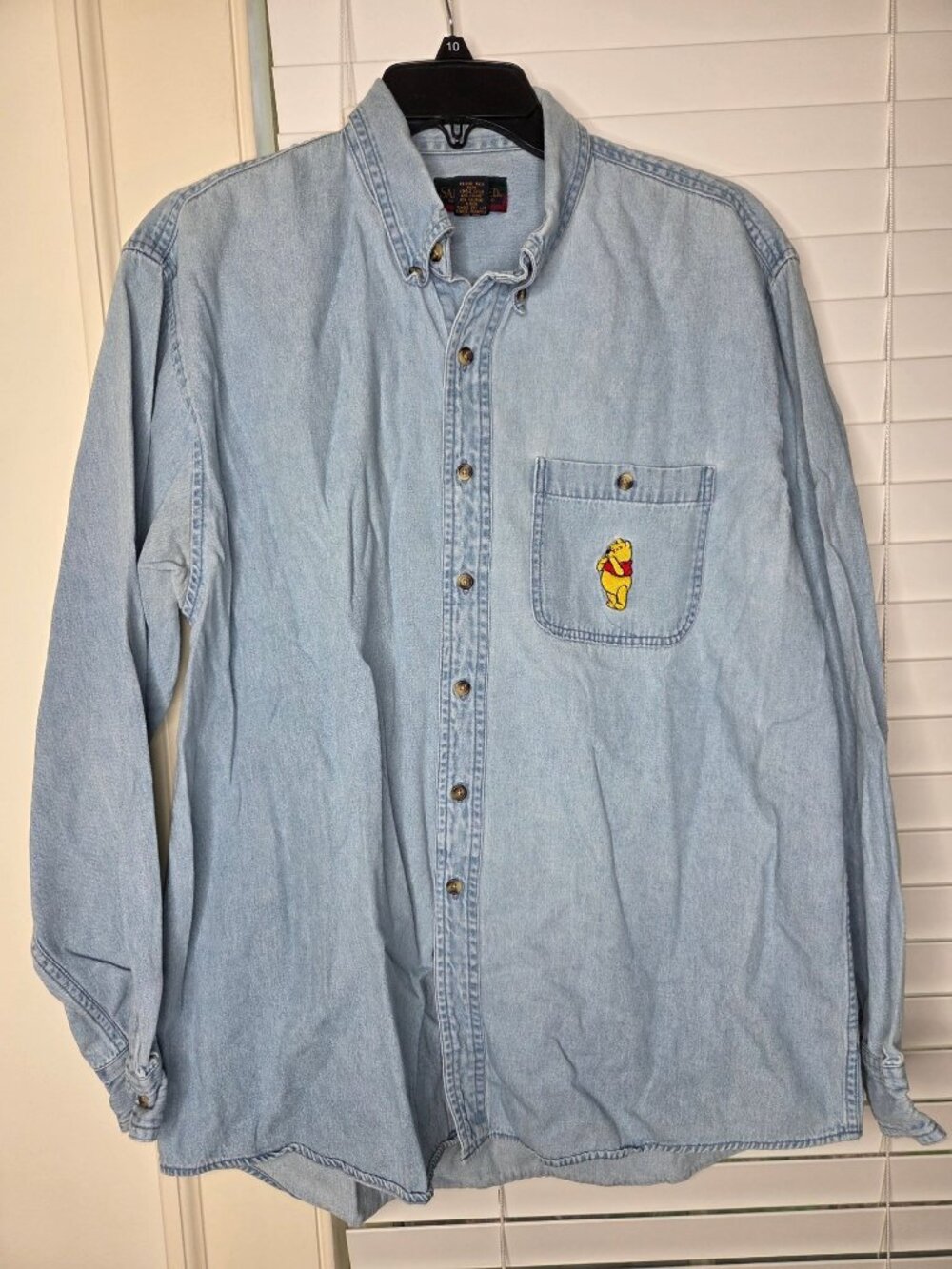 VTG Mens Winning the Pooh Denim Shirt Disney Embroidery Button-Up L Cotton